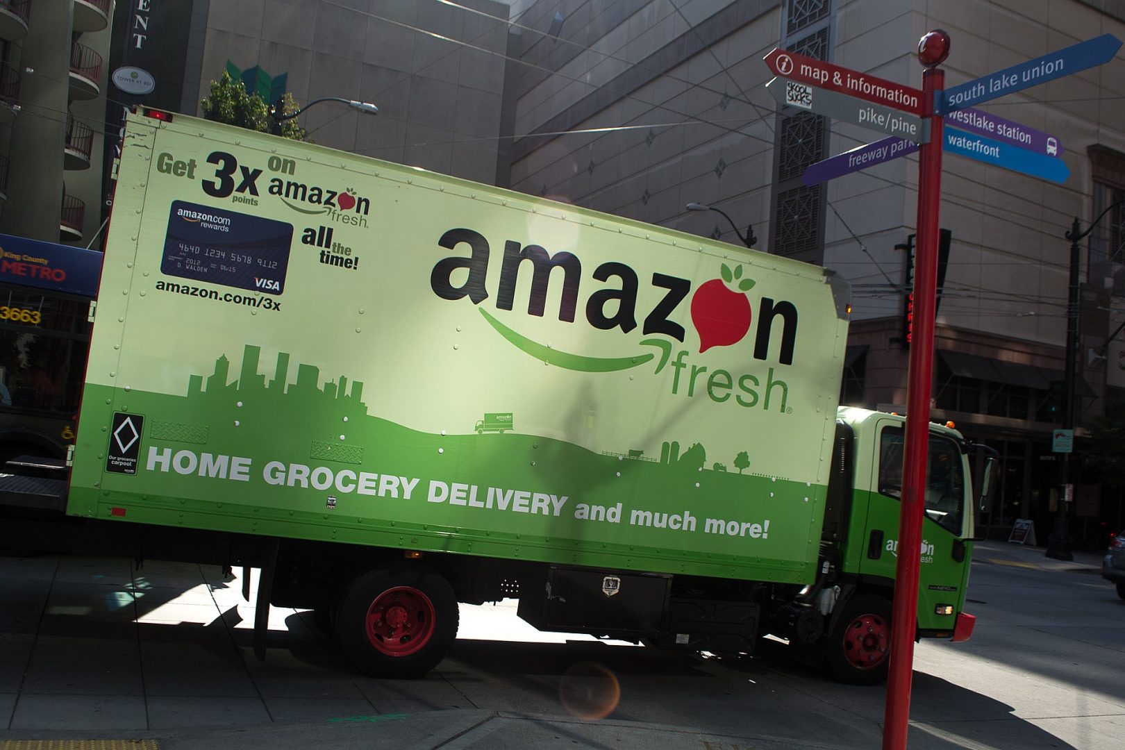 Amazon's expansion poses threat to Long Island small businesses